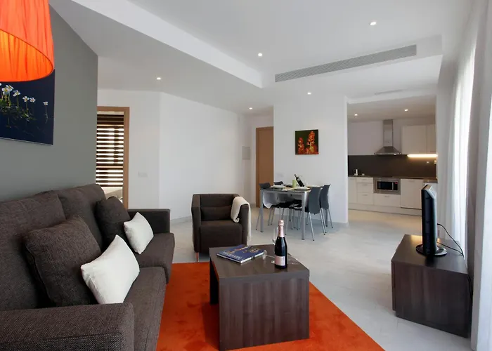 Fisa Rentals Les Corts Apartments