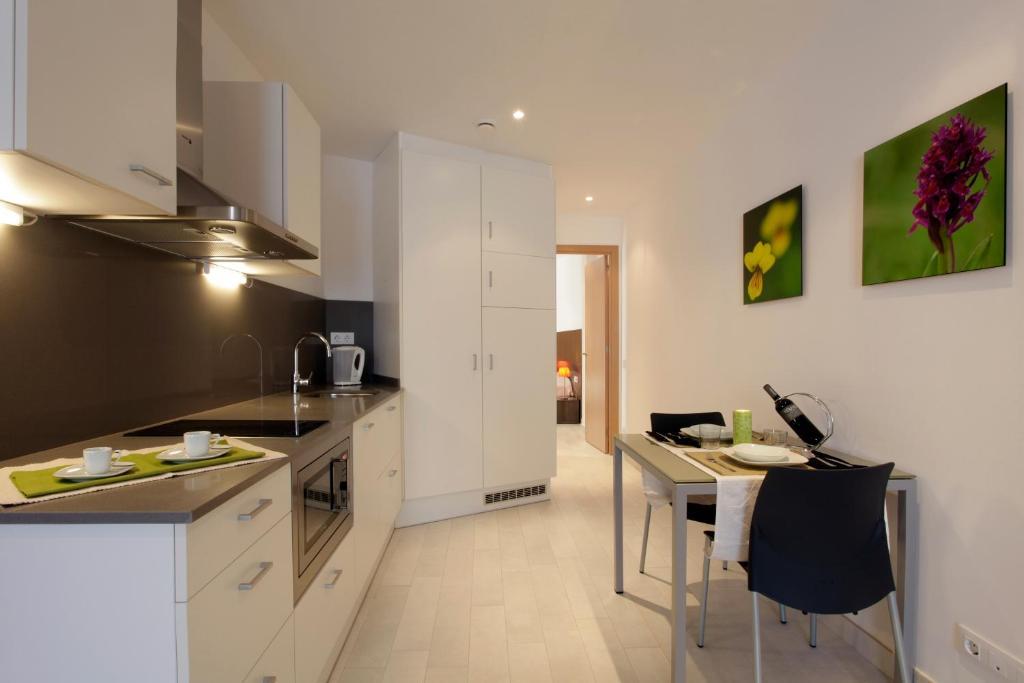 Fisa Les Corts Apartament *