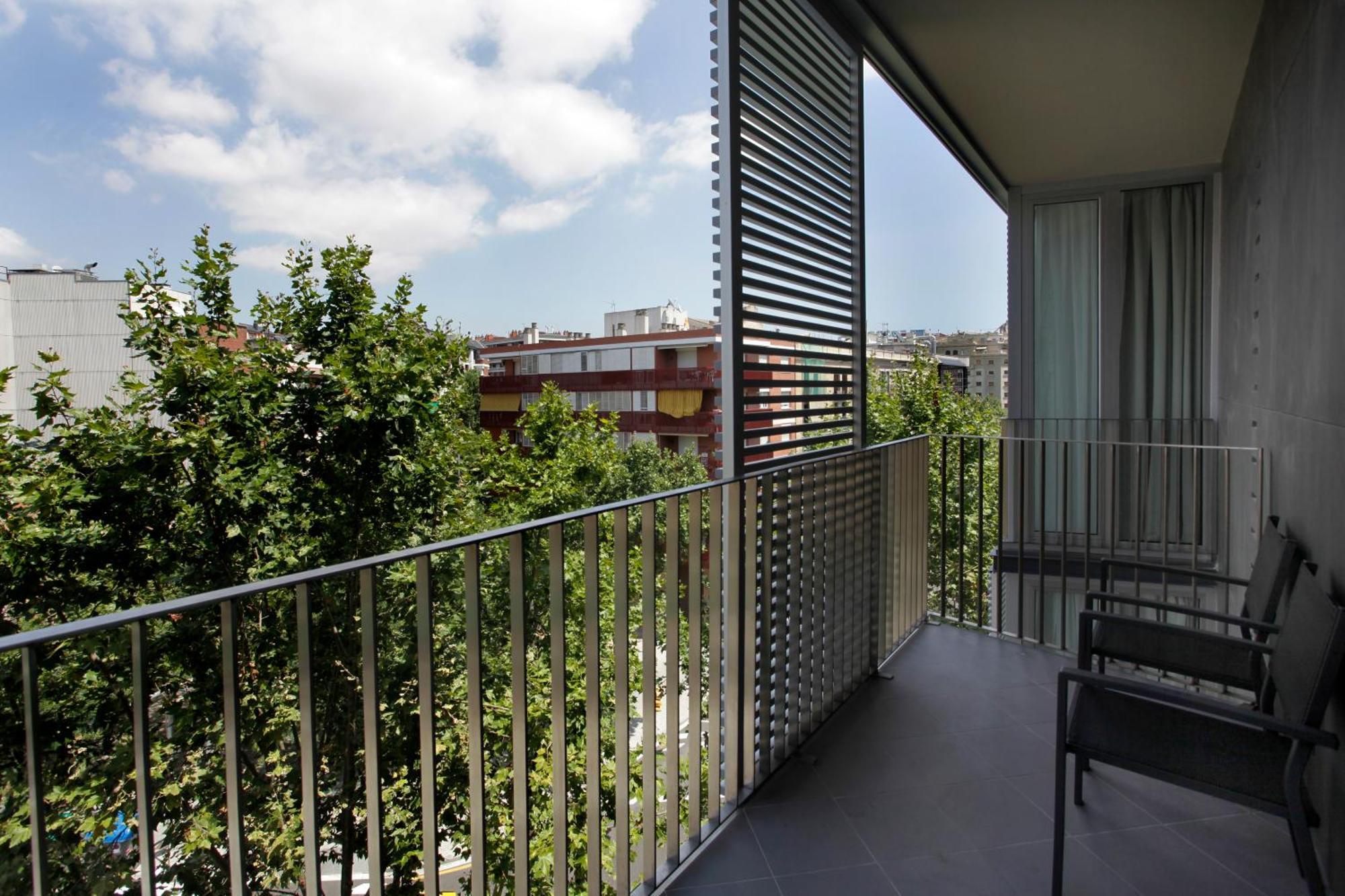 Apartament Fisa Les Corts *