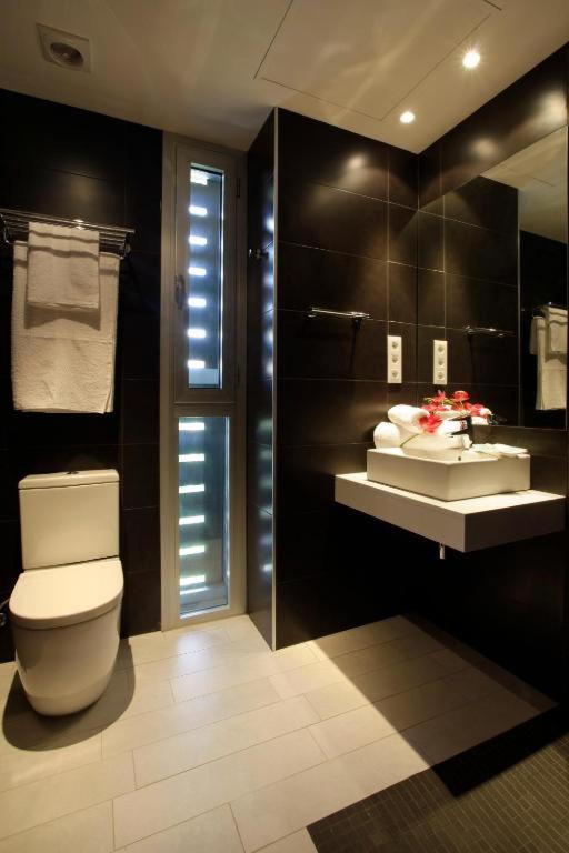 Fisa Les Corts Apartament Barcelona