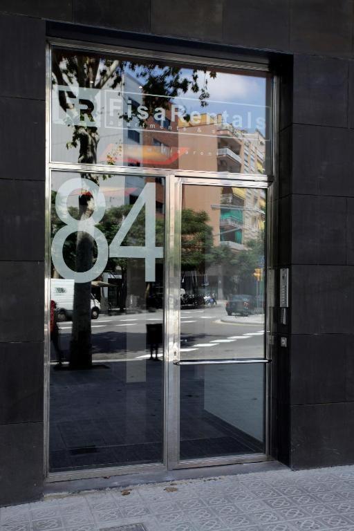 Apartament Fisa Les Corts *